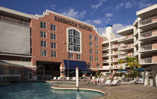 1-Embassy Suites LBV_Ext (10)ec